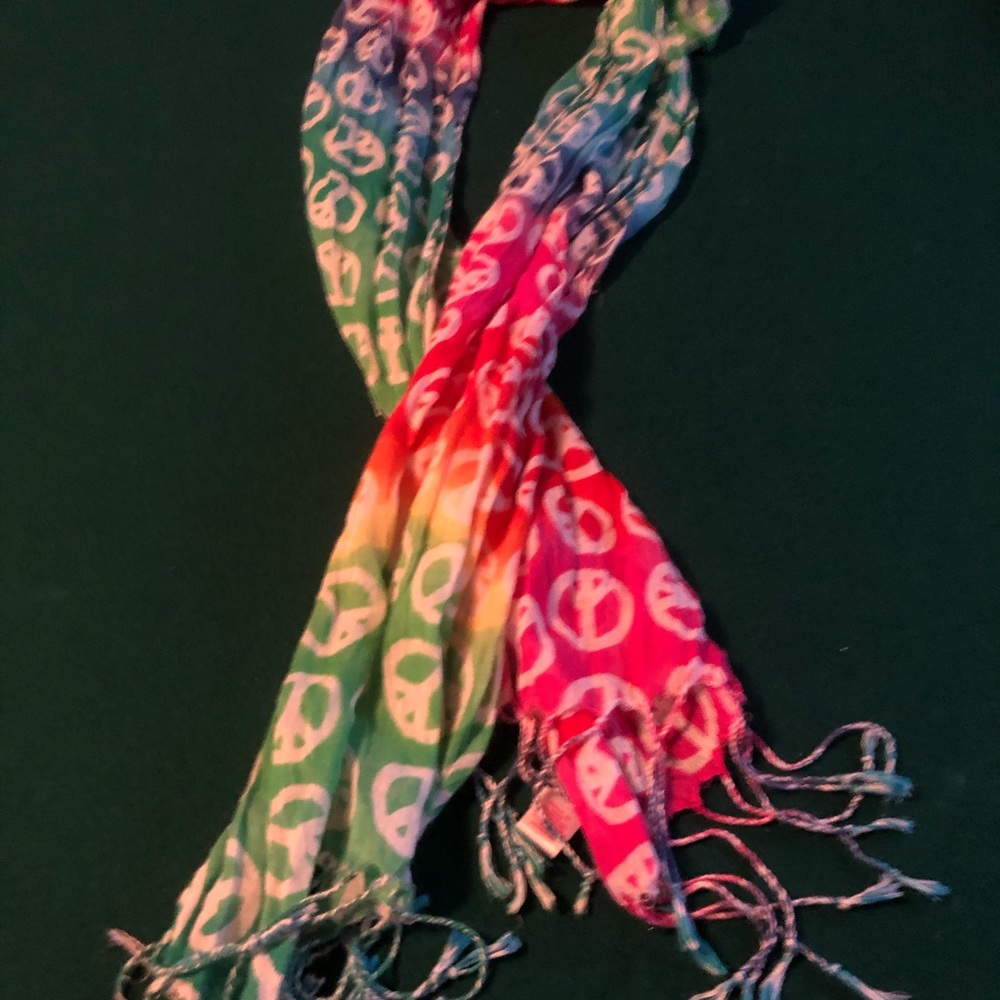 Scarves - Picture 4 of 5